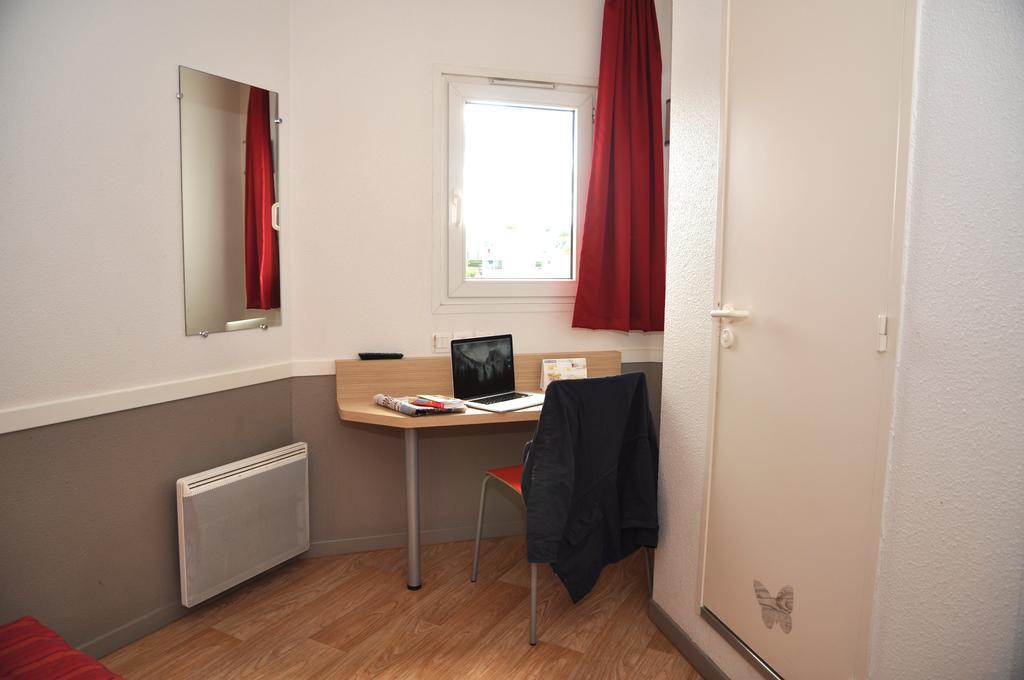 Hotel Premiere Classe Metz Est Buitenkant foto